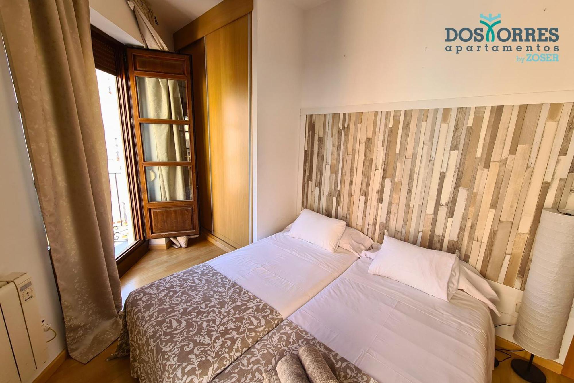 Dos Torres Pilar Suites- Balcones Con Vistas A La Ciudad 萨拉戈萨 外观 照片