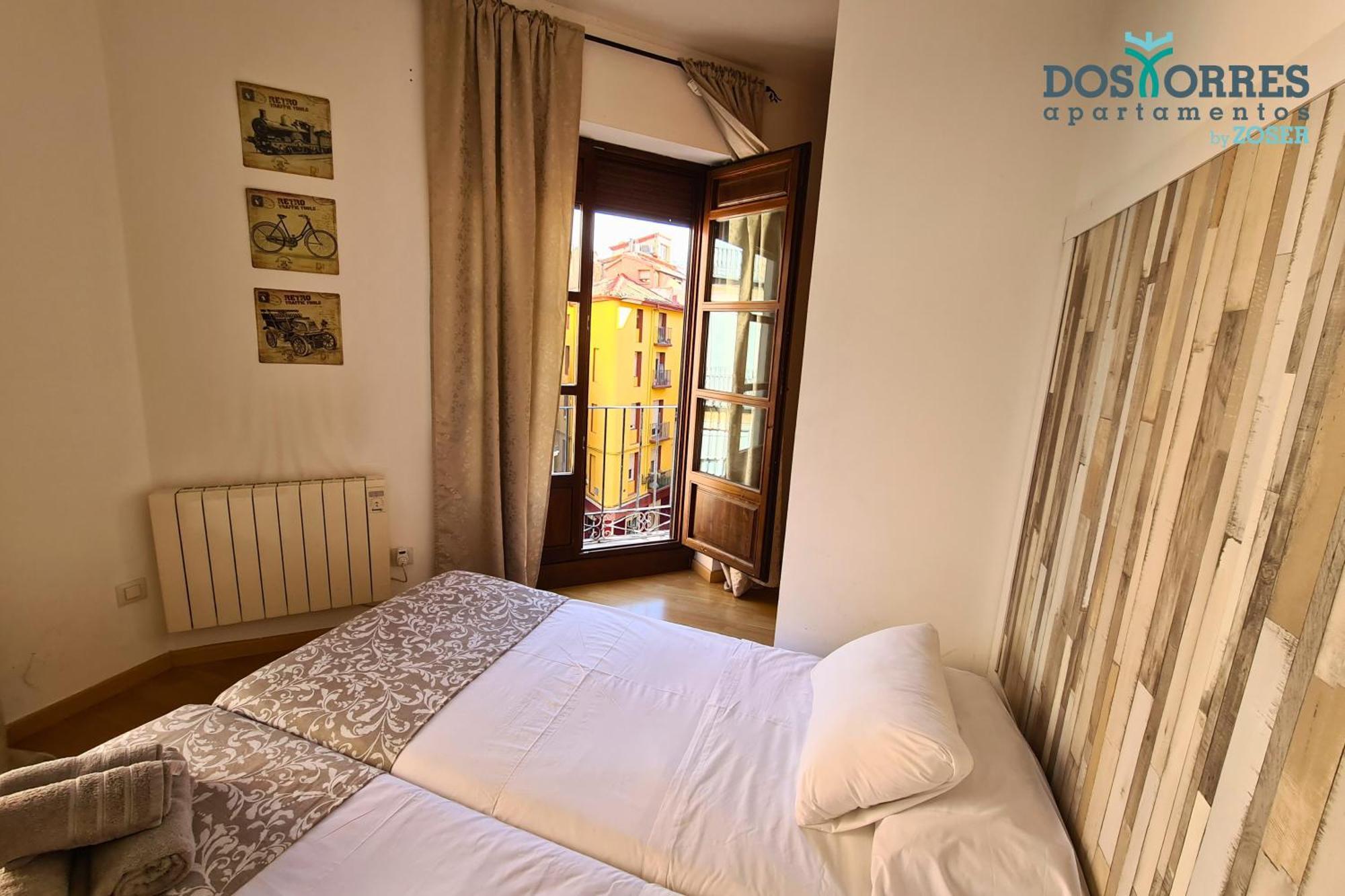 Dos Torres Pilar Suites- Balcones Con Vistas A La Ciudad 萨拉戈萨 外观 照片