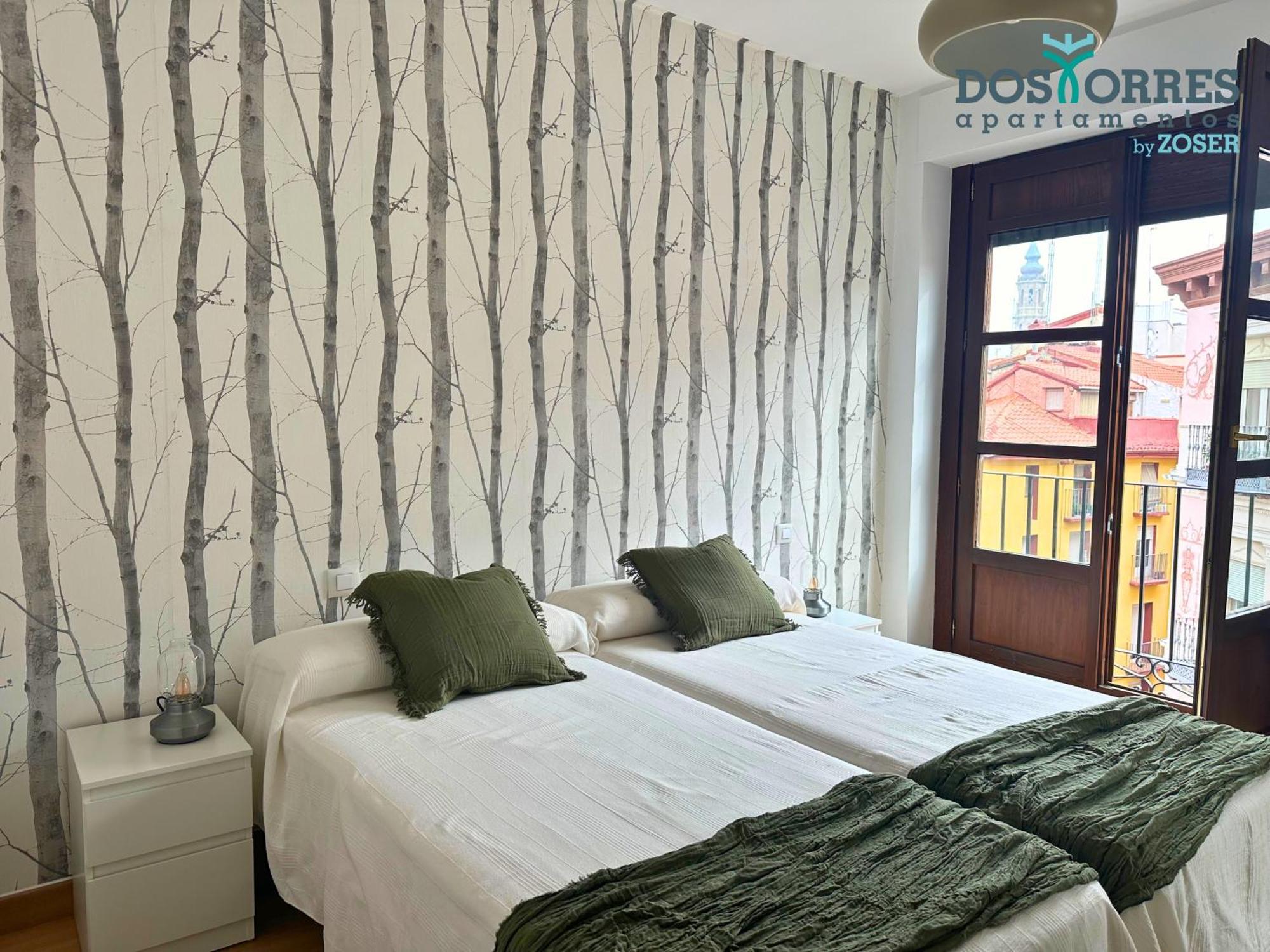 Dos Torres Pilar Suites- Balcones Con Vistas A La Ciudad 萨拉戈萨 外观 照片